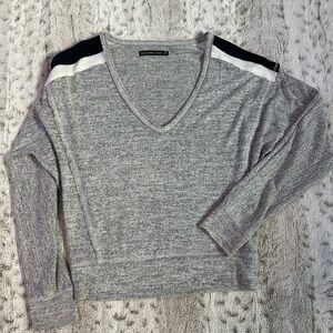 Abercrombie & Fitch Gray V-Neck Sweater